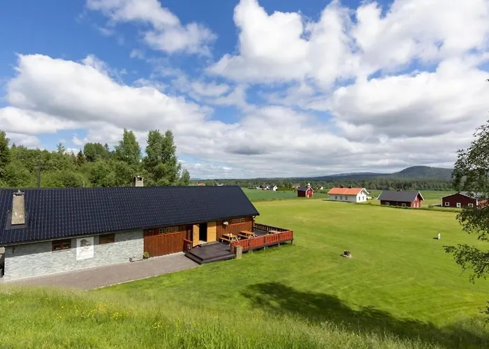 Skogcamping مكان تخييم Bjornstad
